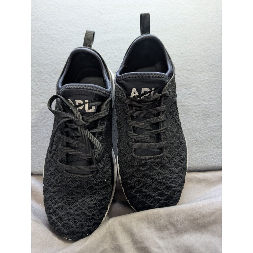 APL TechLoom Phantom Women’s Size 7.5 Black Knit Running Training Sneakers